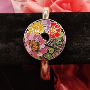 Brighton AFRICA STORIES FLORAL Enamel Silver Hinged Bangle Bracelet Like New